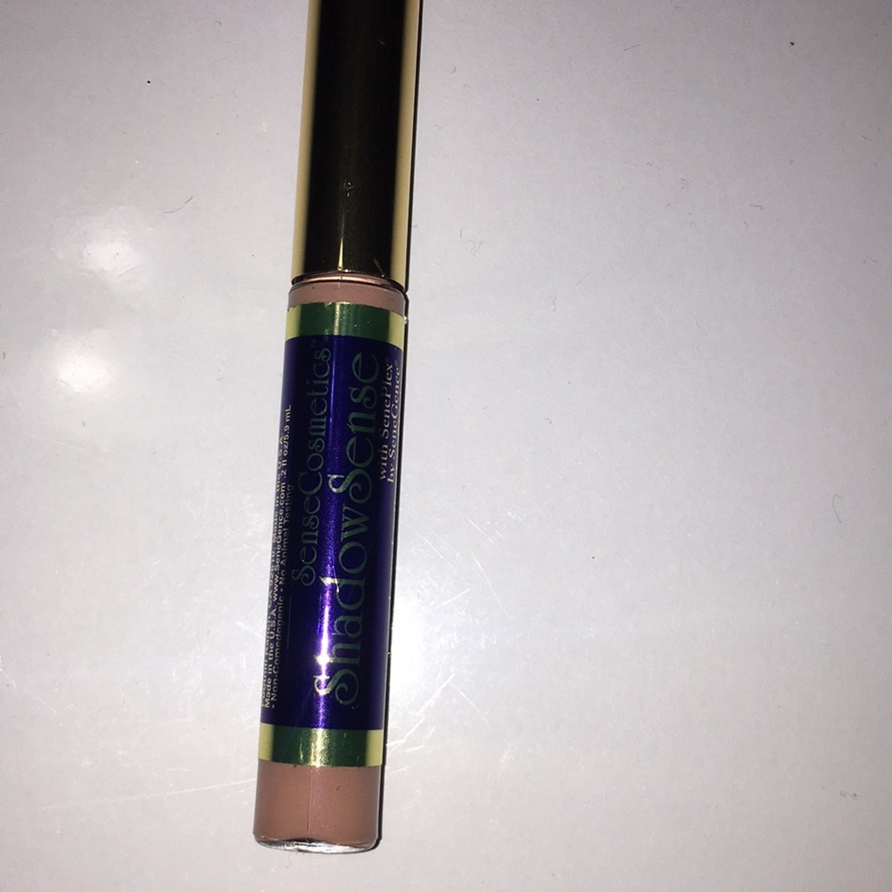 🆕 shadowSense eyeshadow
